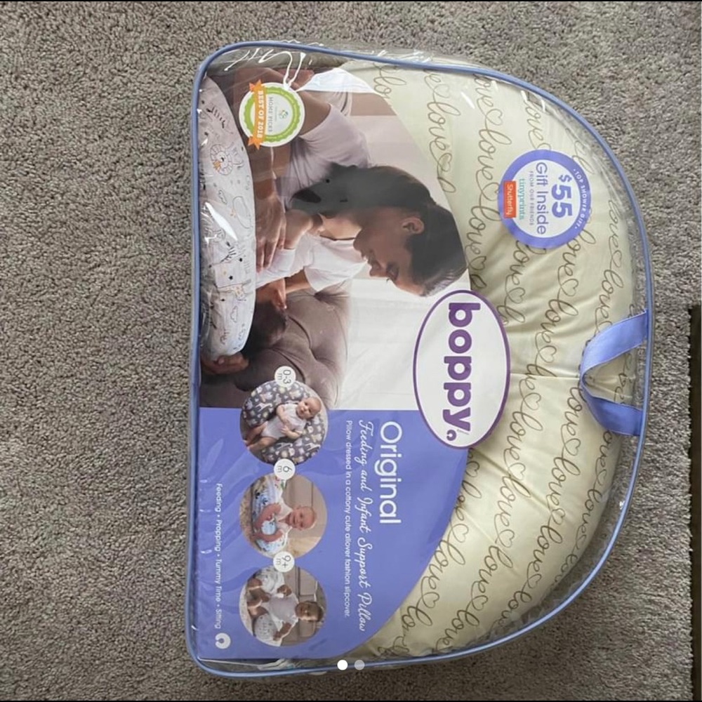 Boppy pillow